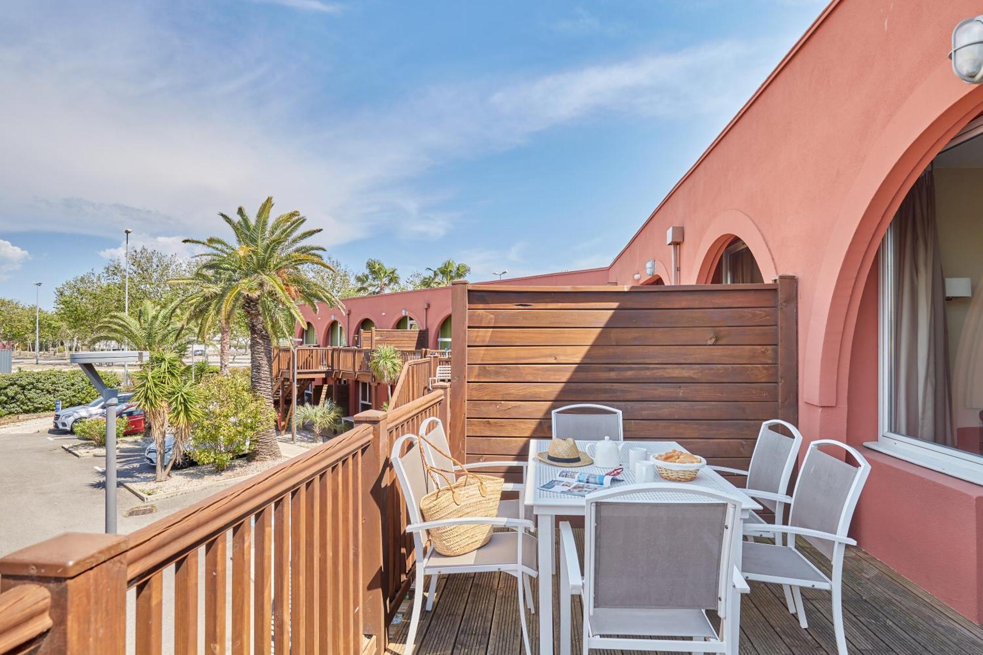 Residence Odalys Du Golfe Agde Exteriör bild