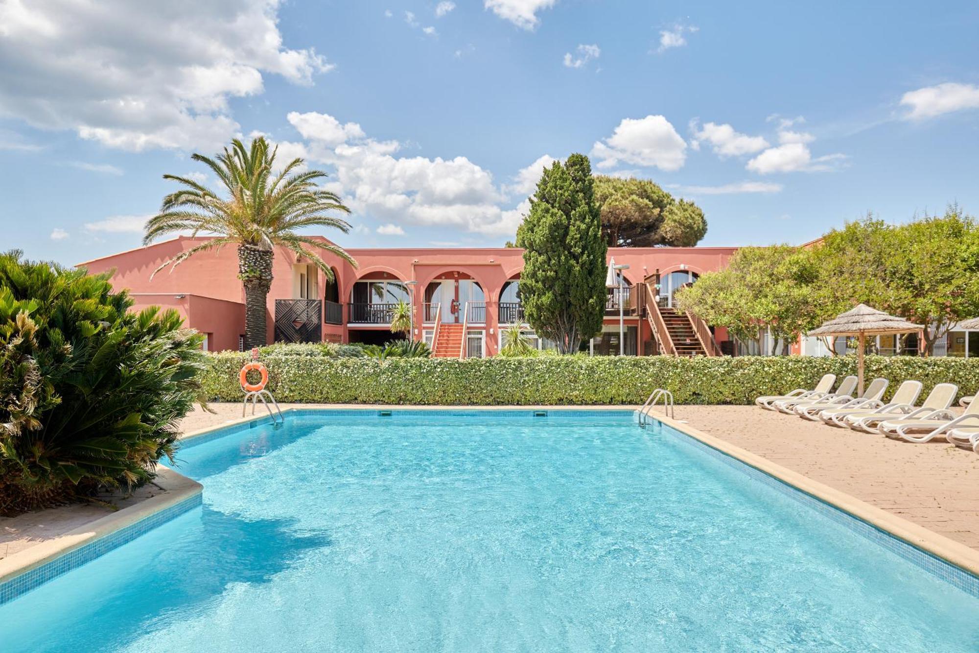 Residence Odalys Du Golfe Agde Exteriör bild